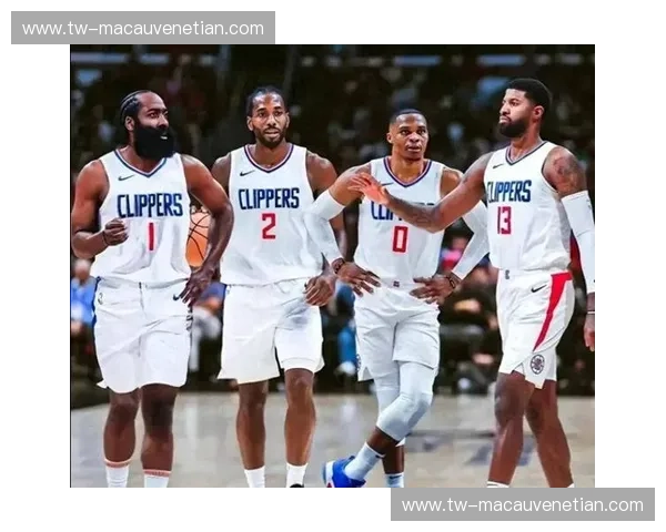 巅峰对垒!黄蜂vs快船直播:一场关于青春天赋与冠军底蕴的空中博弈 巅峰对垒!黄蜂vs快船直播:一场关于青春天赋与冠军底蕴的空中博弈